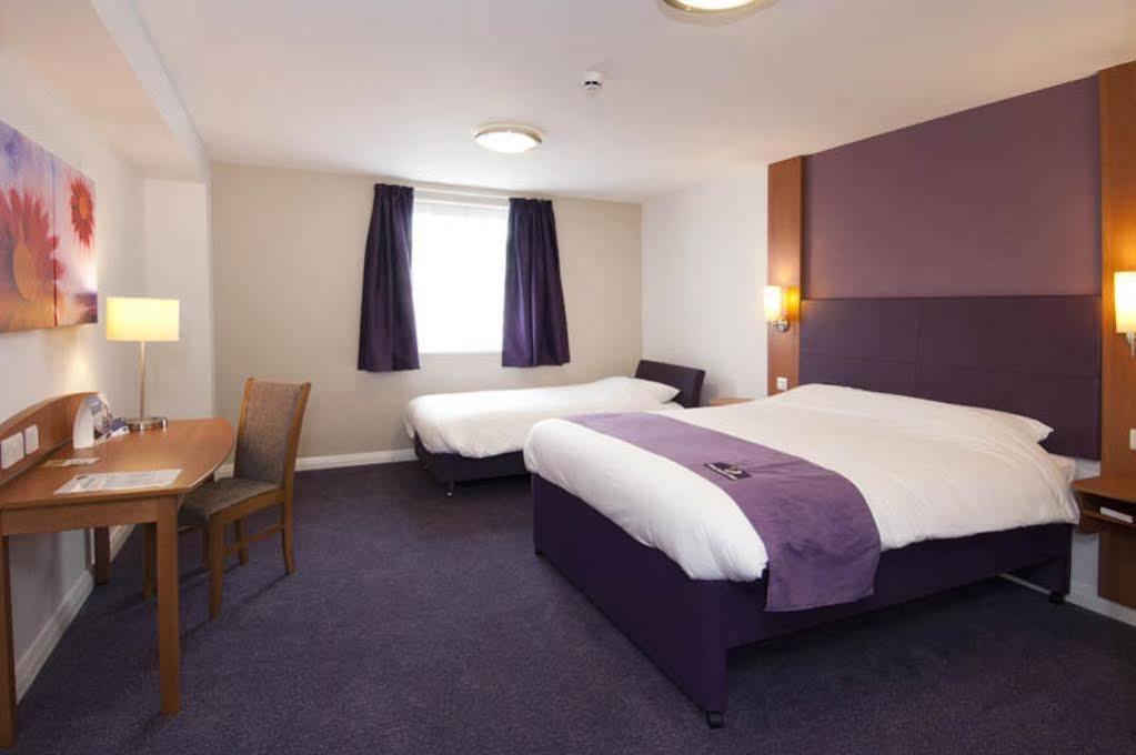 Premier Inn Cambridge Girton (Cambridgeshire) Exterior foto