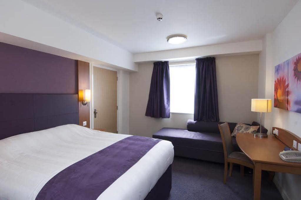Premier Inn Cambridge Girton (Cambridgeshire) Exterior foto