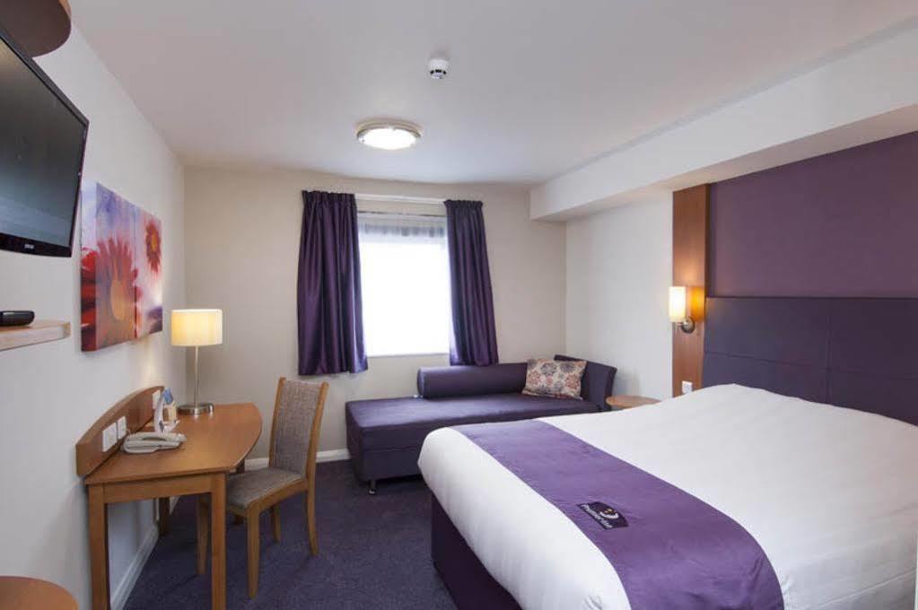 Premier Inn Cambridge Girton (Cambridgeshire) Exterior foto