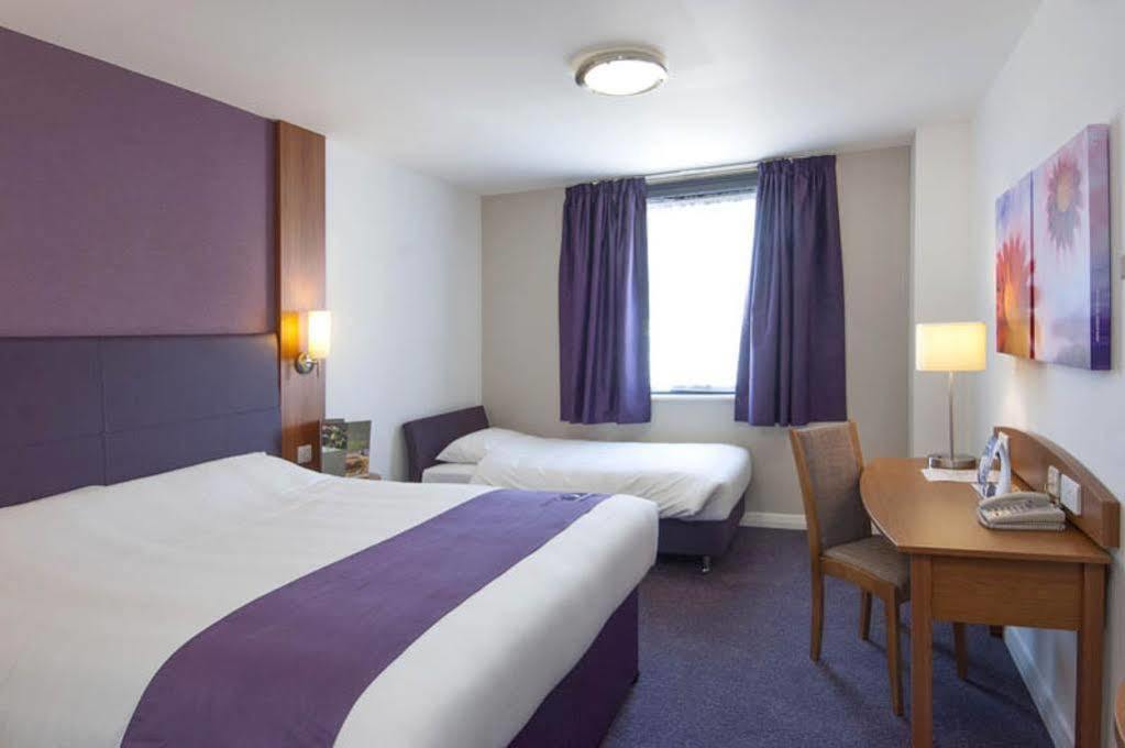 Premier Inn Cambridge Girton (Cambridgeshire) Exterior foto