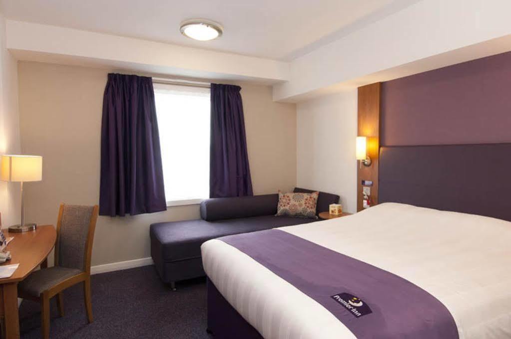 Premier Inn Cambridge Girton (Cambridgeshire) Exterior foto